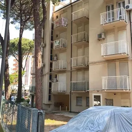 Girasole Lido Degli Estensi * Llido Degli Estensi