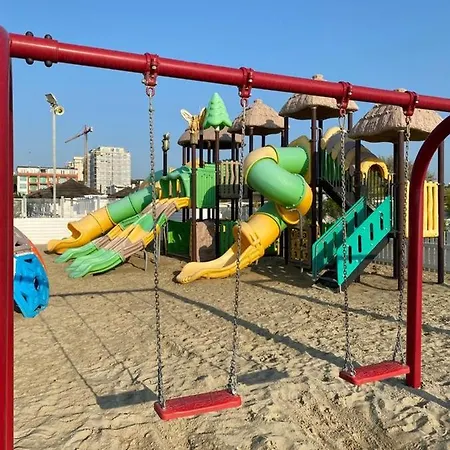 Girasole Lido Degli Estensi *
